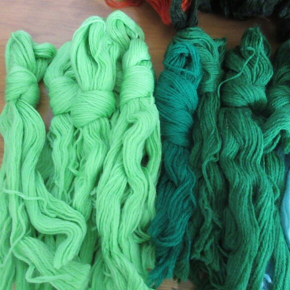 4.3+ Pound Lot 4 Ply Wool Yarn 8 Skeins Plus 10 -  30" Lengths Weights-SEE DESC - Picture 9 of 10